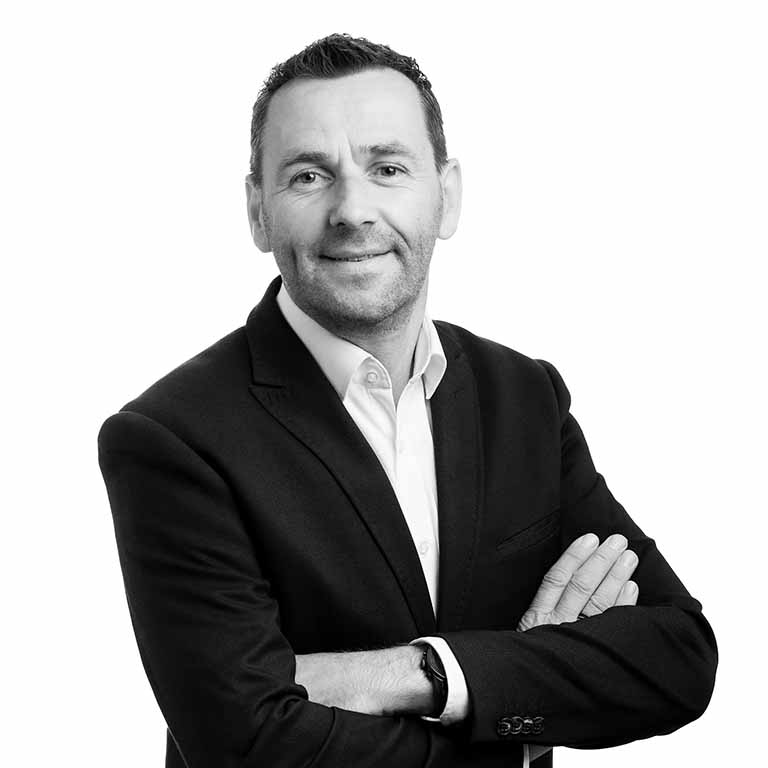 Wilfried Menting, Operationeel directeur